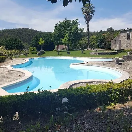 Quinta De Santa Leocadia Kır Evi